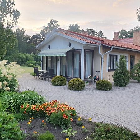 ונטספילס Villa Leonardo מראה חיצוני תמונה