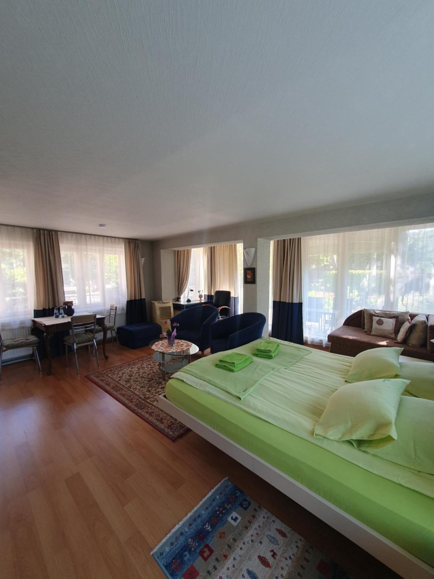 ונטספילס Villa Leonardo מראה חיצוני תמונה